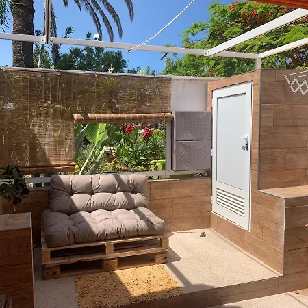 Apartment Family In With Pool