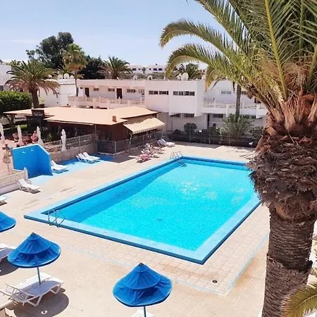 Family In With Pool * Costa Del Silencio